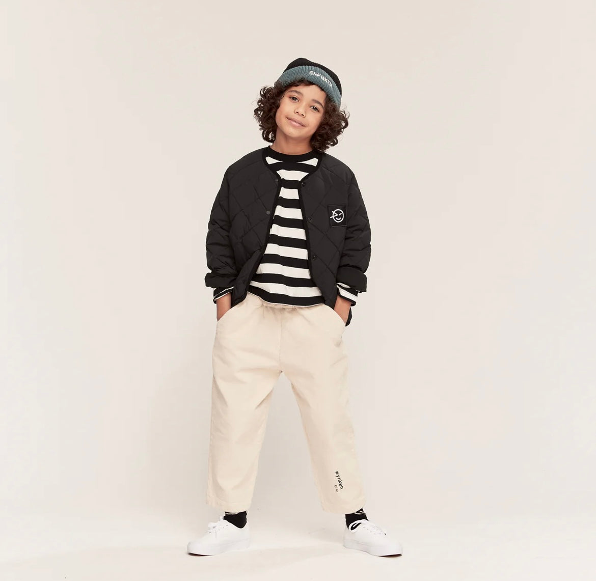 Anka down bomber black