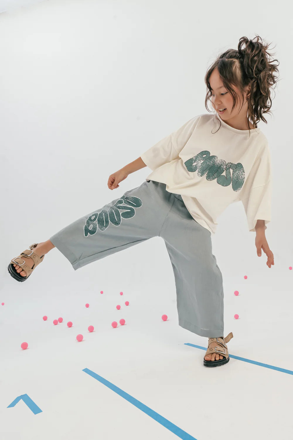 Green bison tee