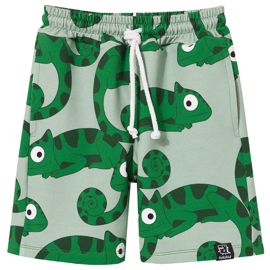 Pocket shorts green chameleons