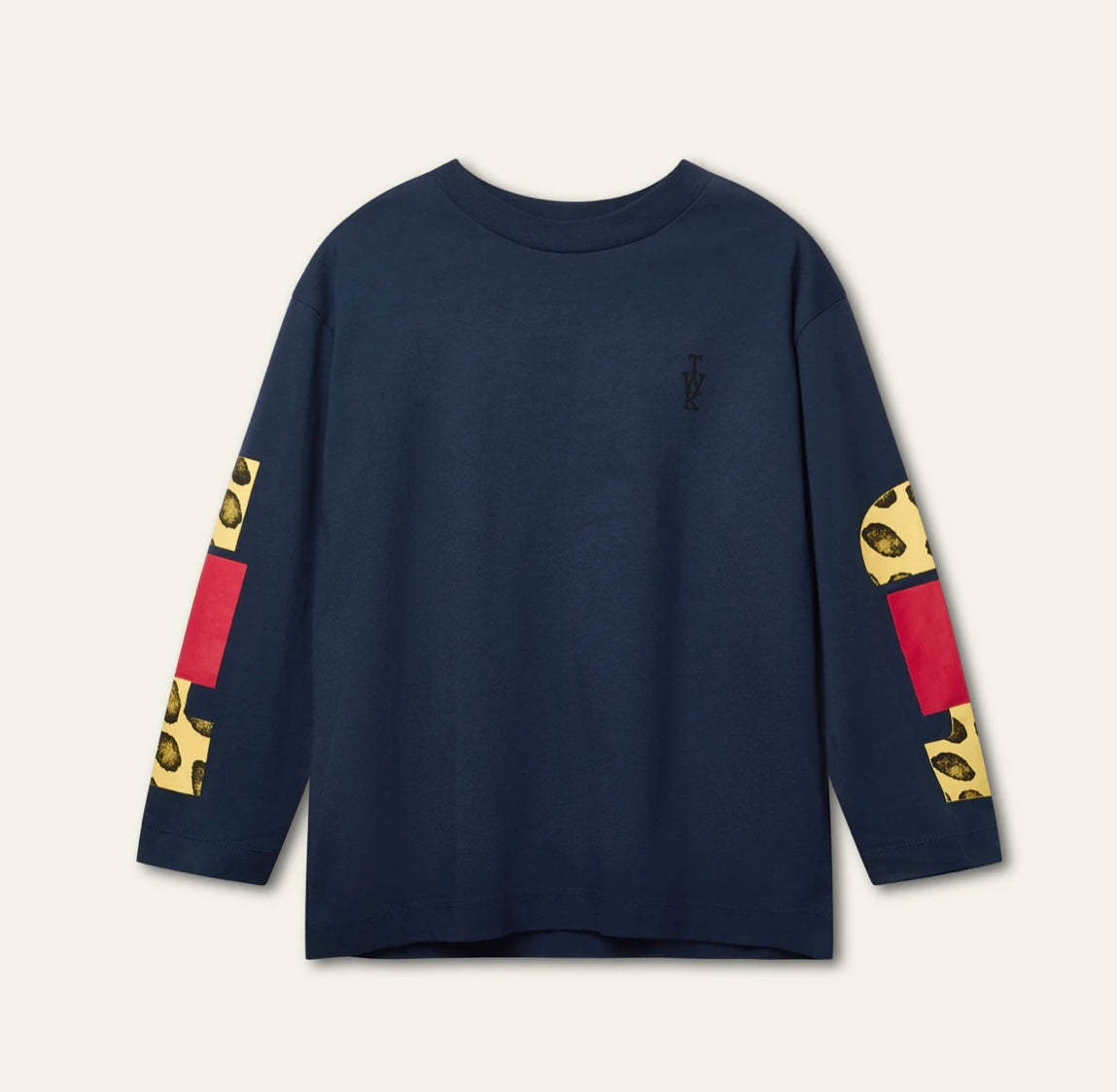 Block tee deep navy with a sleeve print
