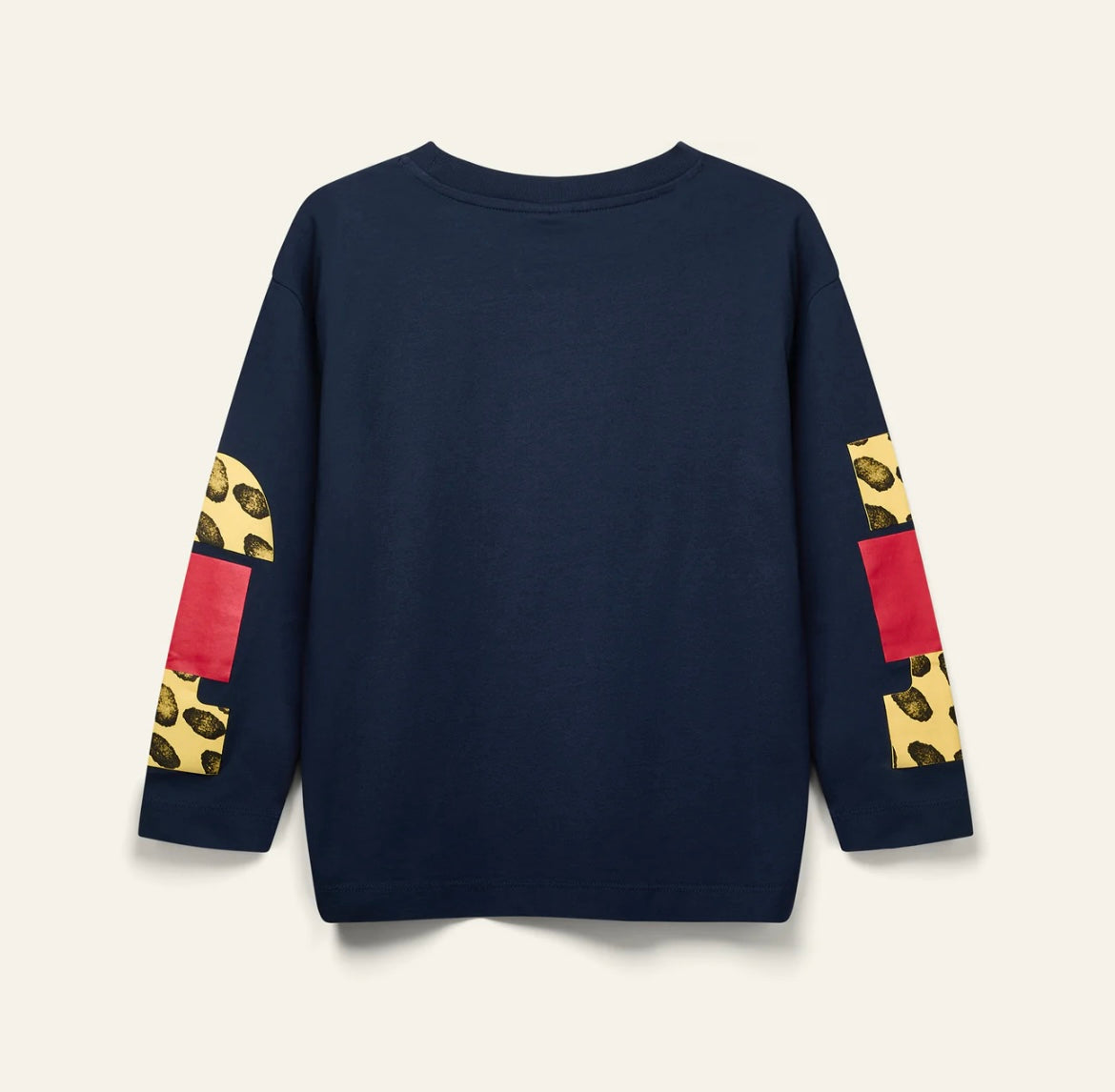 Block tee deep navy with a sleeve print