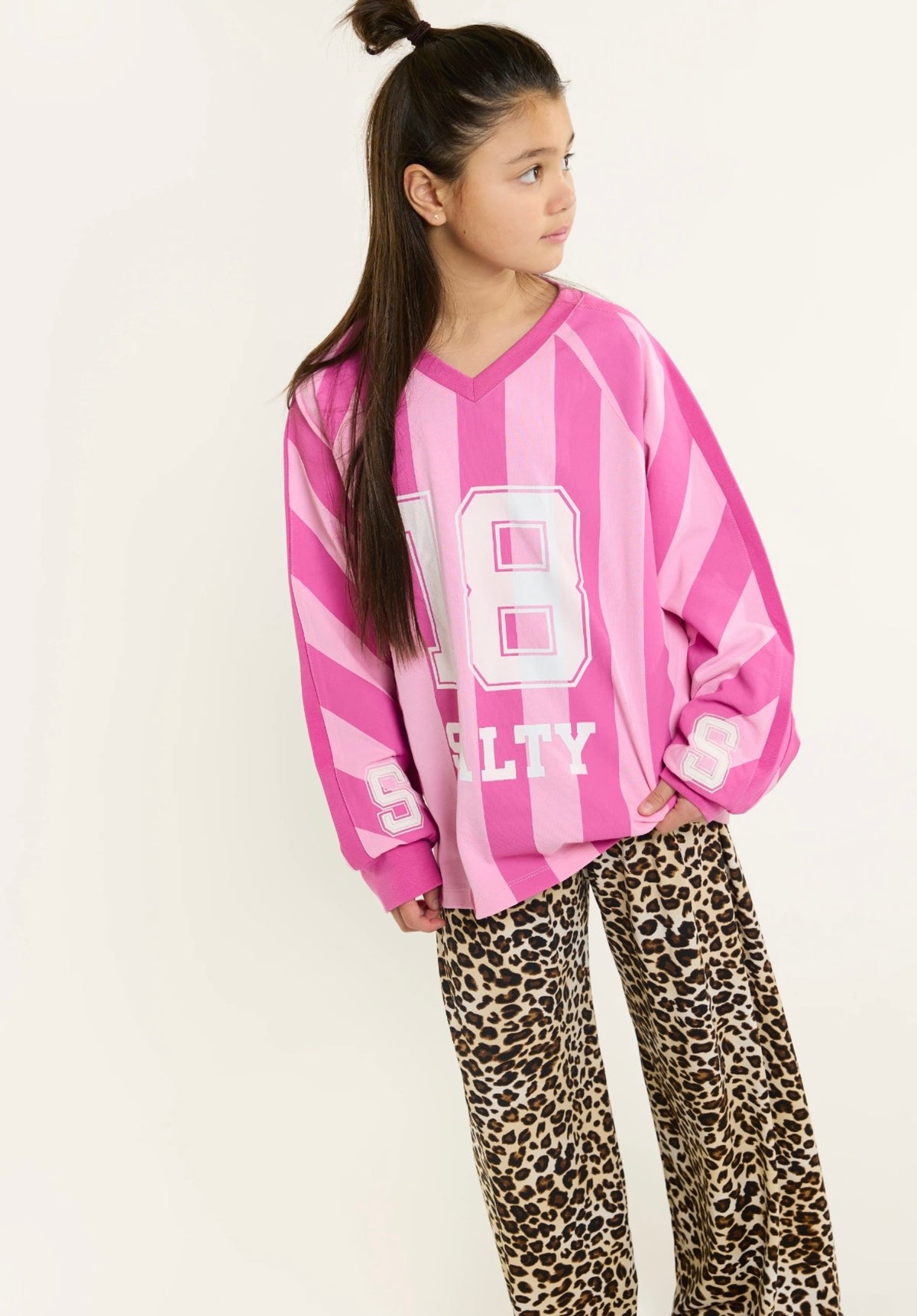 Salty sports stripes tee pink