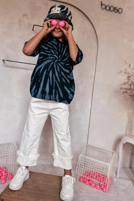 White jeans pants