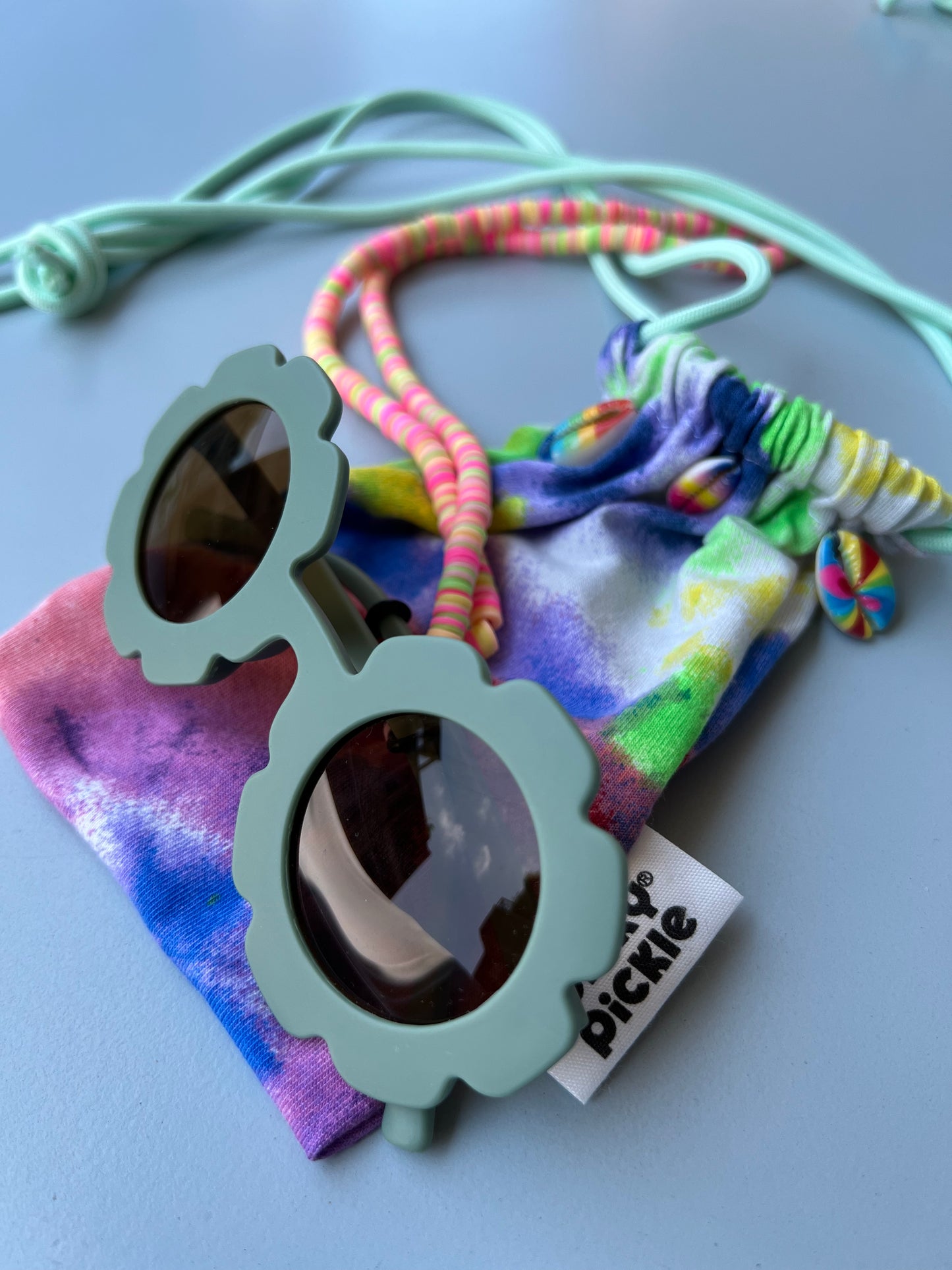 Pickypickle khakhi flower sunnies